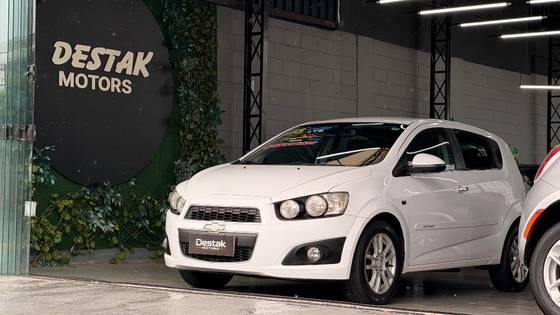 CHEVROLET SONIC 1.6 LTZ 16V FLEX 4P MANUAL CHEVROLET SONIC 1.6 LTZ 16V FLEX 4P MANUAL